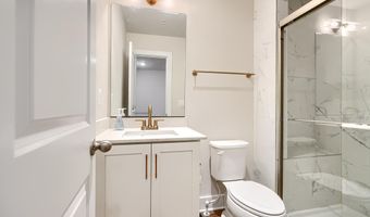 2603 LIGHT St, Baltimore, MD 21230