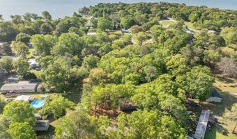 103 Bush Dr, Bonneau, SC 29431