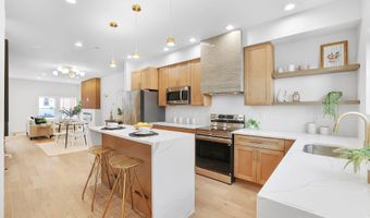 327 N GILMOR St, Baltimore, MD 21223