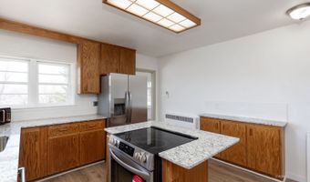 285 W Pine St, Elko, NV 89801
