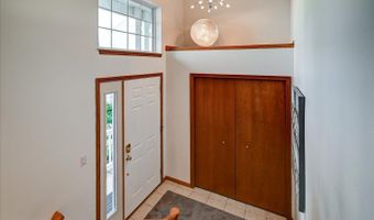 5205 Aspen Way, Madison, WI 53718