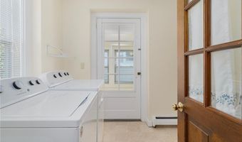 1 Columbia Ave, Jamestown, RI 02835