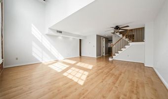 40 Web Ave 221, North Kingstown, RI 02852