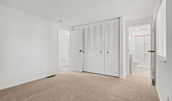 3861 Orange Blossom Ln, Columbus, OH 43230