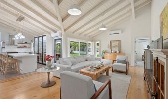1016 Laukupu Way, Honolulu, HI 96825