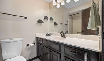 736 SE Richland Ct, Ankeny, IA 50021