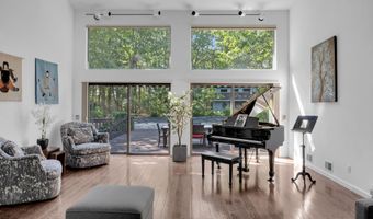2113 First Ave, Allenwood, NJ 08720