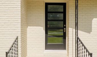 813 Gordon Ave, Adel, GA 31620