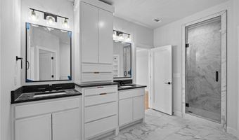 3130 Cambridge St, Bentonville, AR 72713