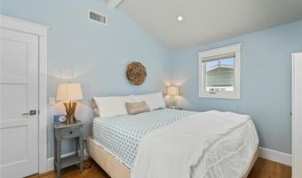 2677 Garfield St, Carlsbad, CA 92008