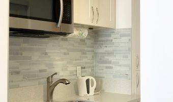 1920 Ala Moana Blvd 2006, Honolulu, HI 96815