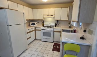 53 Columbus Ave 408, North Providence, RI 02911