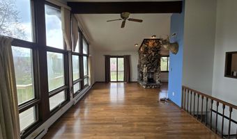 8 A144 Liberty Bell Ct, Apple River, IL 61001