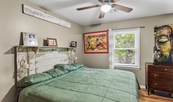 36 E Canal St, Alloway, NJ 08001