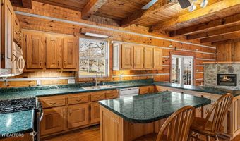 1793 Cherokee Dr, Bean Station, TN 37708