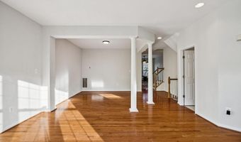 8555 WYNGATE MANOR Ct, Alexandria, VA 22309