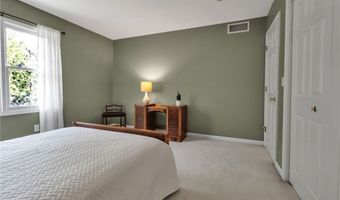 920 Hopkins Rd J, Amherst, NY 14221