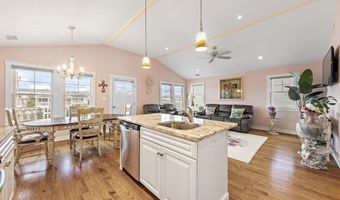 511 Engleside Ave, Beach Haven, NJ 08008