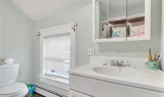 70 Lincoln Ave, Central Falls, RI 02863