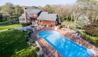 77 Pond Shore Dr, Charlestown, RI 02813
