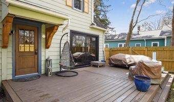 1732 Jackson Ave, Ann Arbor, MI 48103