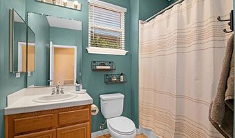 595 S Hidden Trails Rd, Escondido, CA 92027