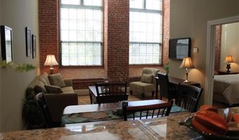 75 POCASSET St 319, Johnston, RI 02919