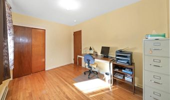 213 VALLEY Ln, Hockessin, DE 19707