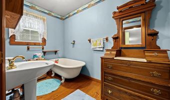 13108 S Sheckells Cemetery Ln, Alton, IN 47137