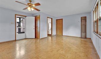 7161 Val Brook Ln, Affton, MO 63123