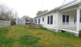 105 5th St, Abbeville, LA 70510