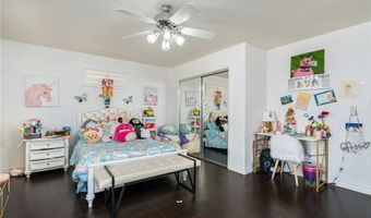 16501 Menahka Rd, Apple Valley, CA 92307