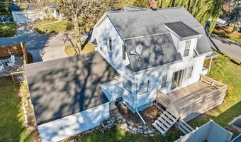 302 E MISSION Rd, Allouez, WI 54301
