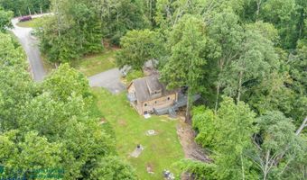 65 Lakeshore Dr, Albany, KY 42602