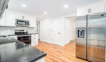 27 Long Meadow Ln, Bethel, CT 06801