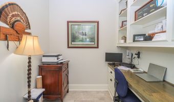 170 Fallen Oak Dr, Brandon, MS 39047