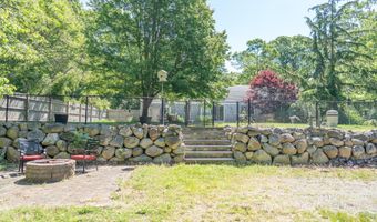 121 Salt Rock Rd, Barnstable, MA 02630