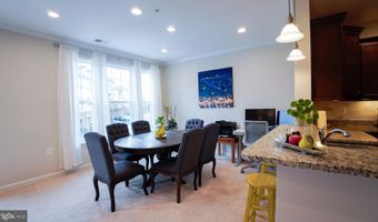 42577 SUNSET RIDGE Sq, Ashburn, VA 20148