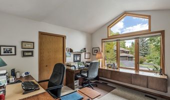860 Deer Blvd, Avon, CO 81620