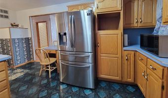 712 Duckett St, Advance, MO 63730