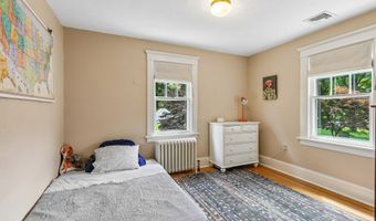 17 Ridge Rd, Danbury, CT 06810