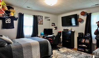 123 E Chestnut, Alderson, WV 24910