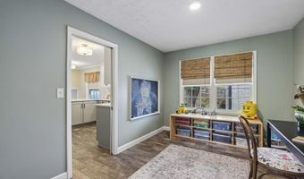 6879 Vic Ar Rd, Atlanta, GA 30360