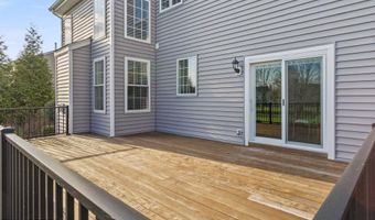 16 Heritage Dr, Allentown, NJ 08501
