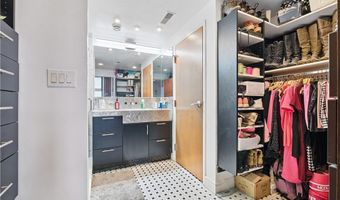 120 S 15th St 301, Airville, PA 15203