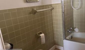 201 W Broadway, Athens, WV 24712