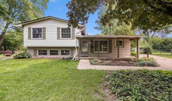 2923 Burlington Ct, Ann Arbor, MI 48105