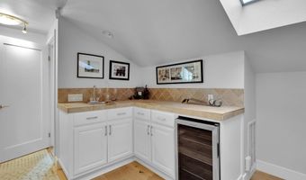 338 Galloway Valley Ct, Alpine, CA 91901