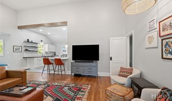 160 Crestview Cir, Athens, GA 30606