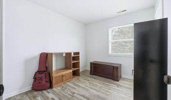 703 Westview Dr, Angola, IN 46703